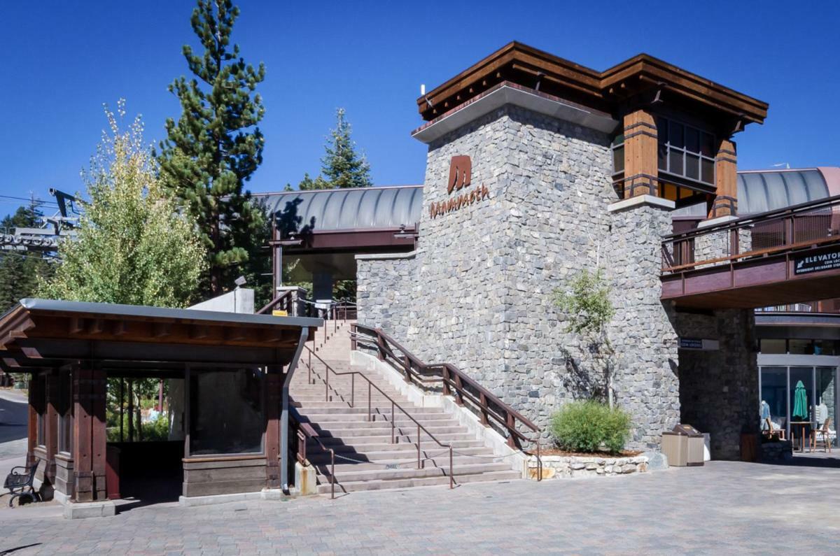 Village 1402 * Mammoth Lakes